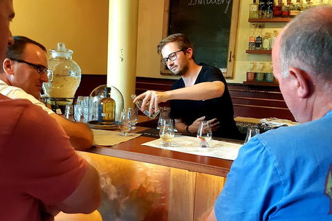 Tipple Of Gin Experience Tour - Palm Beach Accommodation 3
