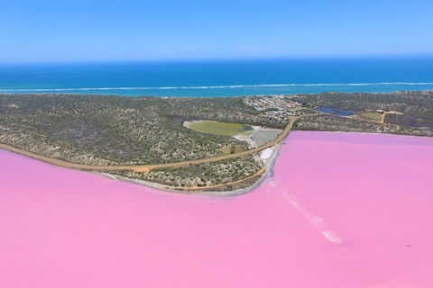 70-minute Pink Lake Scenic Flight - Palm Beach Accommodation 2