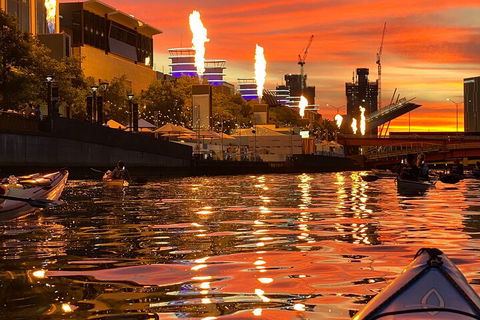 Melbourne Sunset Kayaking Experience With Dinner - Palm Beach Accommodation 4