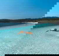 Lake McKenzie Full-Day Tour with Lunch from Hervey Bay - Palm Beach Accommodation