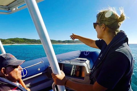 Julian Rocks Byron Bay Cruise - Palm Beach Accommodation 3