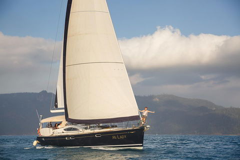 1-Night Whitsundays Private Charter Aboard Cruising Yacht Milady - Palm Beach Accommodation 2