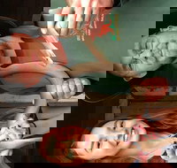 Perth Hills - Wildlife Art  Gastronomy - Palm Beach Accommodation